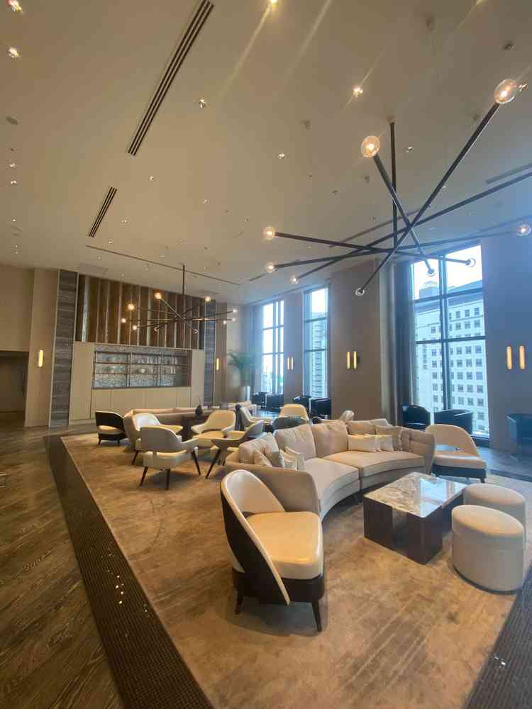 挙式後、披露宴前にゲストとお話しすることができる会場です。