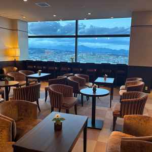 出席者用ラウンジ。