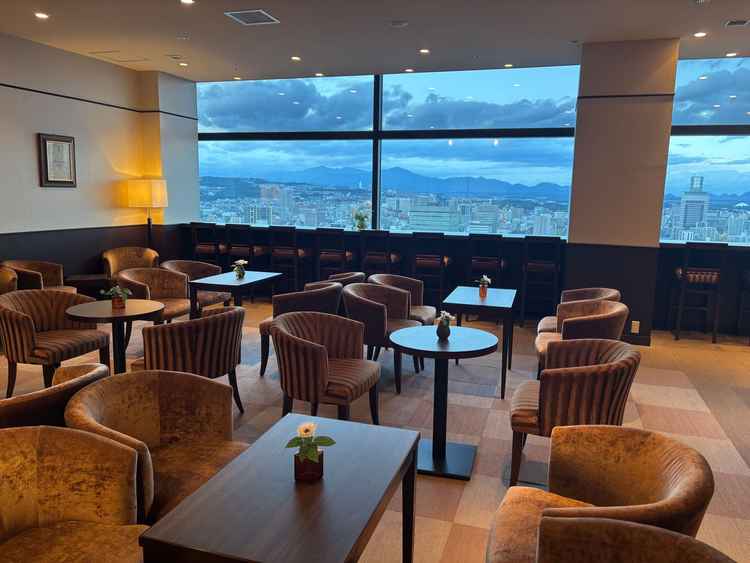 出席者用ラウンジ。