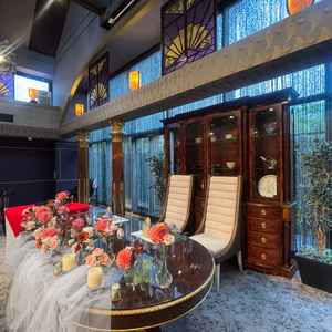 新郎新婦の目線が会場の方と同じで話しやすそうです。