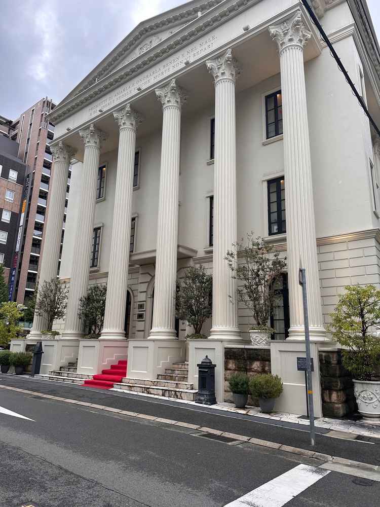 入り口の写真で、豪華なイメージを持った。