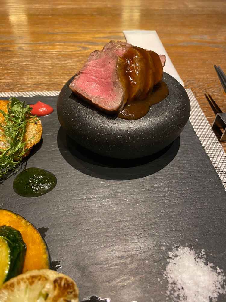 試食のお肉がとても美味しかったです。プラン内で頂けるのも特徴的で良心的だとおもいましま