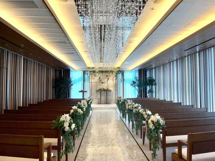 ナチュラルな雰囲気。母親と歩けるバージンロードという独自の取り組みをされていて感動した。