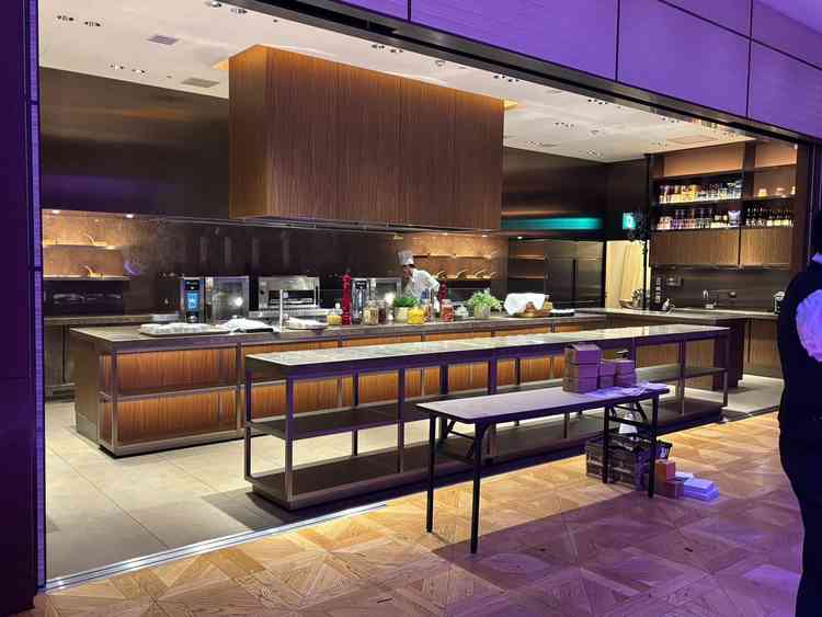 広さがあるオープンキッチン