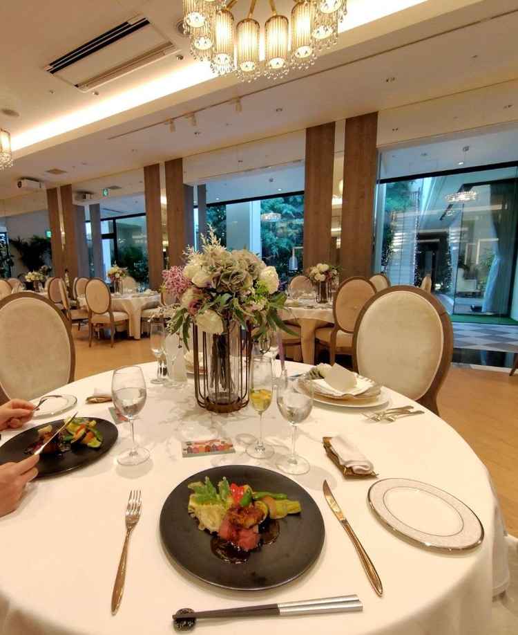 ダイニング会場