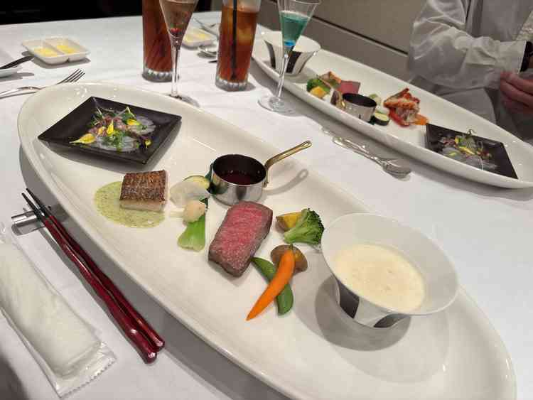 試食が豪華で美味しかった