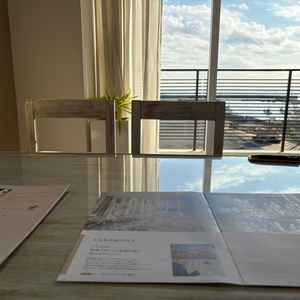 商談先から海が見えました