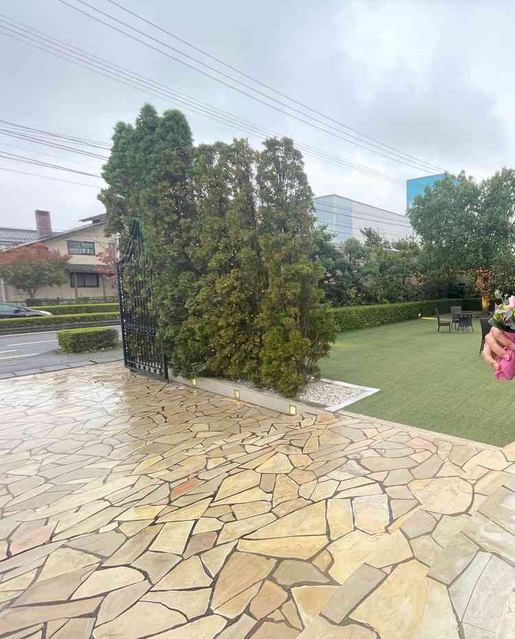 道路に近いので、道路側からでも迫力がありました。