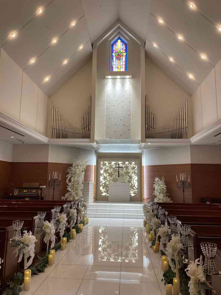 チャペルです。天井が高くて都心なのに狭さを感じないところが素敵です。