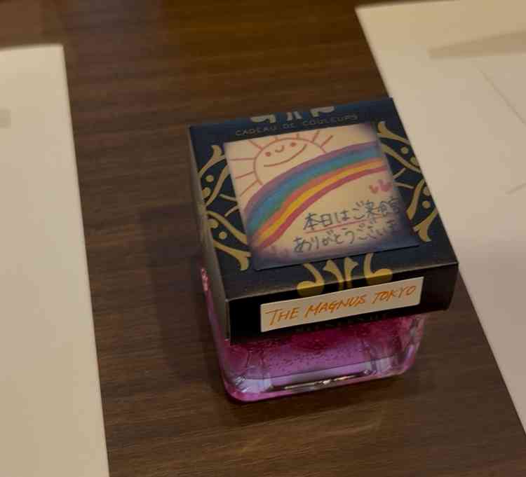 実際に結婚式でも使えるアイデアを体験させてもらえて嬉しかった。手書きのメッセージが嬉しい。