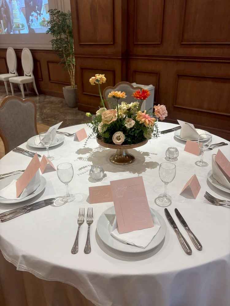 ゲストのお席がどのような感じになるのか想像できました。