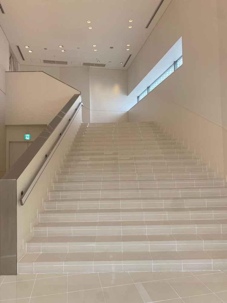 雨天用大階段