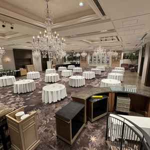 オープンキッチンのある披露宴会場