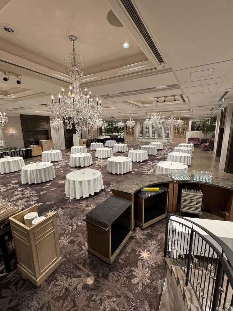 オープンキッチンのある披露宴会場