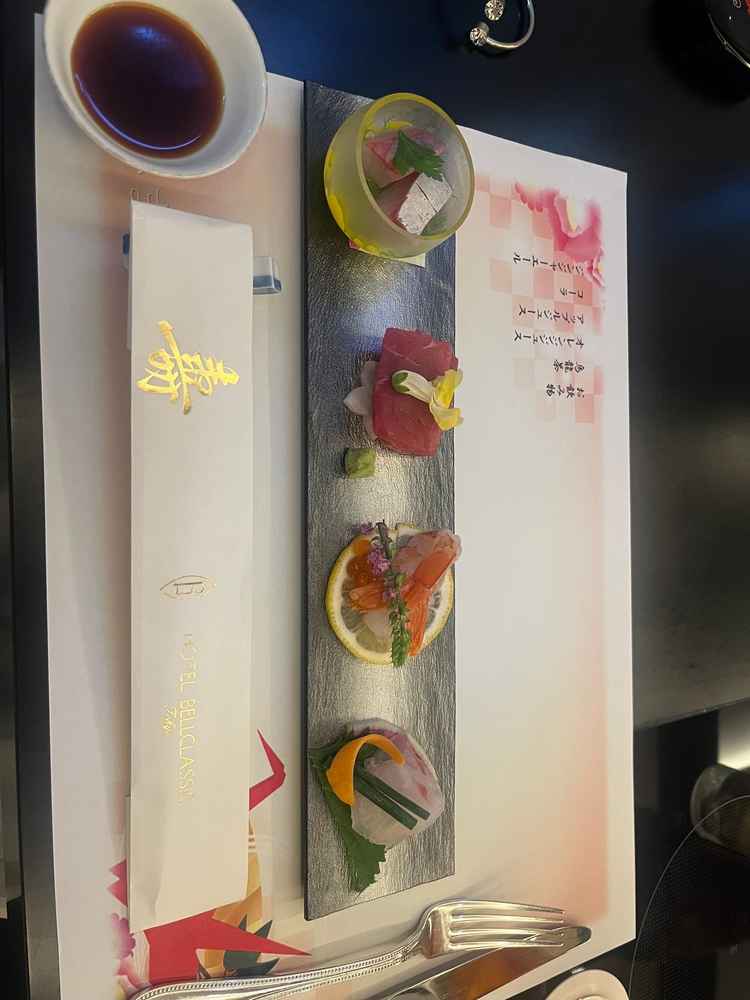 試食させていただいた食事。お造りもできるが、洋食を選択するとカルパッチョになると伺った。