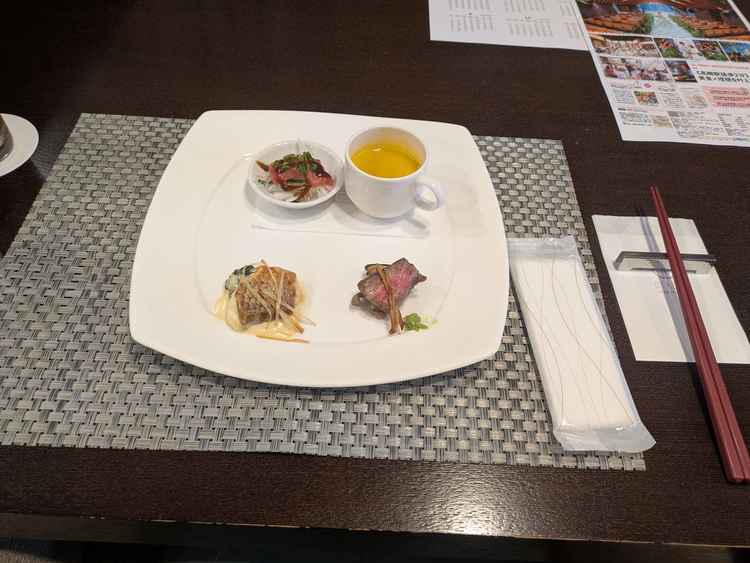 絶妙なお肉の焼き加減！