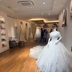 ドレスショップ