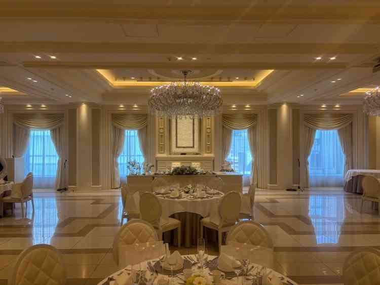 白基調の披露宴会場で素敵でした。