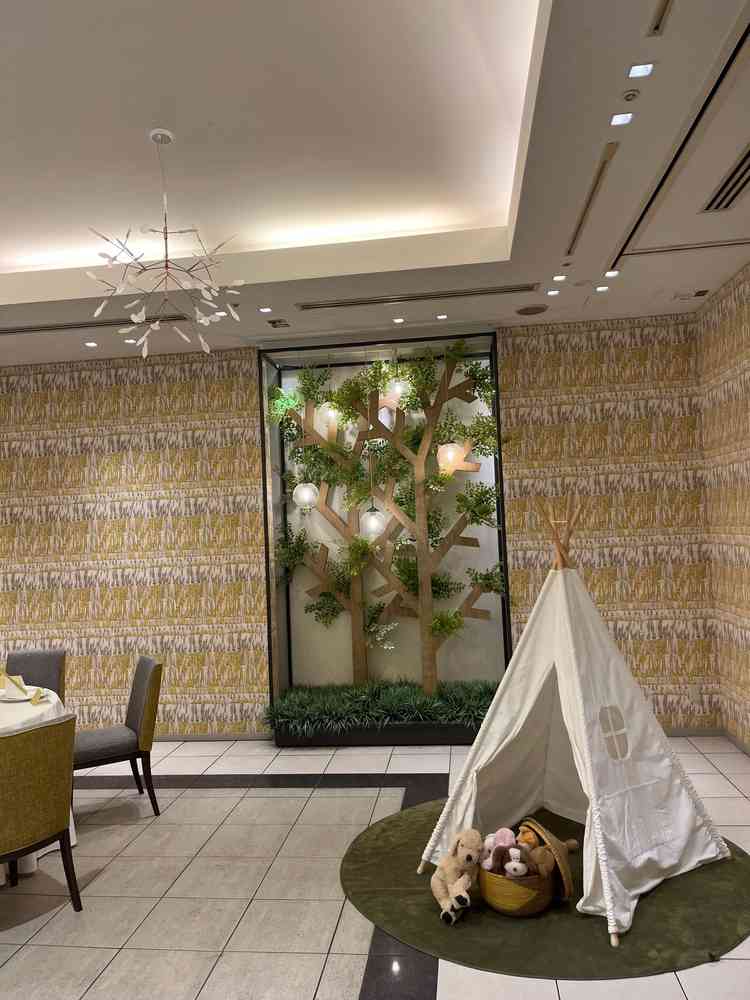 小さい子が式場に参加しても退屈しないような工夫がされており、披露宴の雰囲気ともマッチしていた。