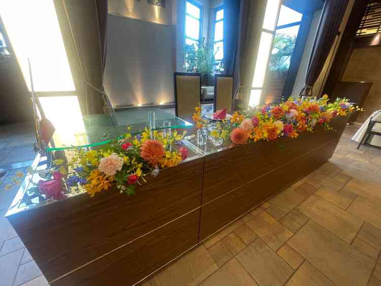 披露宴会場の場所にもよるが、天井が高く、圧迫感がなかった。