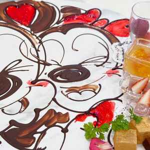 デザートの試食。デザートビュッフェはいらないと思っていたが、これならやりたいと思えた。