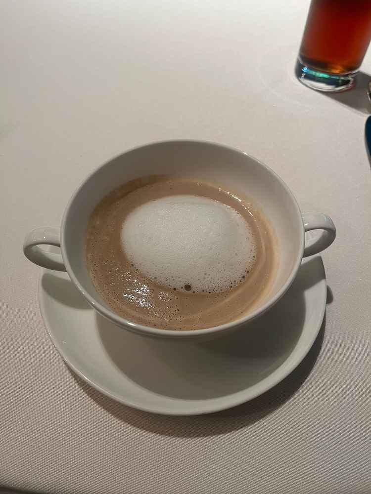 お料理もとても美味しかったです！私達のために実際の会場でお食事ができたのも嬉しかった