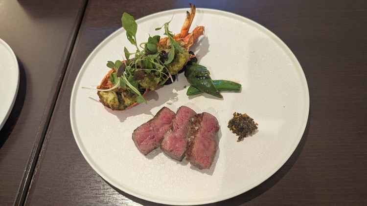 試食のメイン料理。料理が想像以上においしかったです。