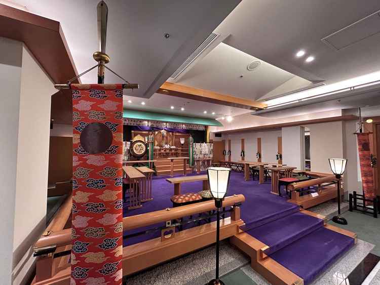 神前式の神殿。綺麗な施設でした。