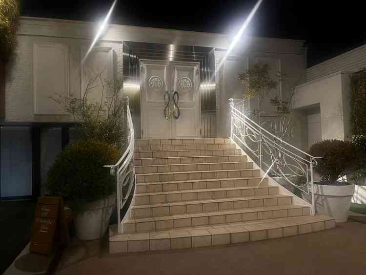 ガーデンの写真、夕方から見学させていただいたので実際のイメージとまた違った印象でした。