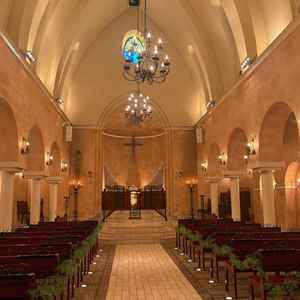 「日本の美しいチャペル100選」に選ばれたチャペルが素敵でした。