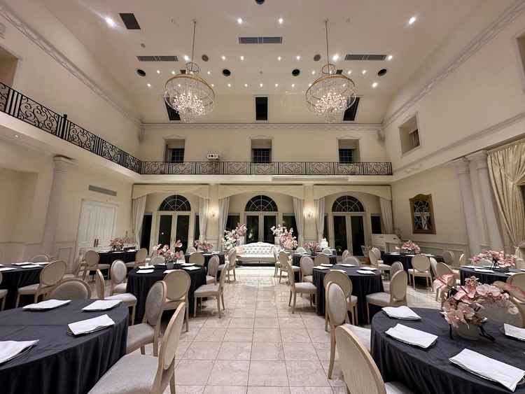 フランス館室内