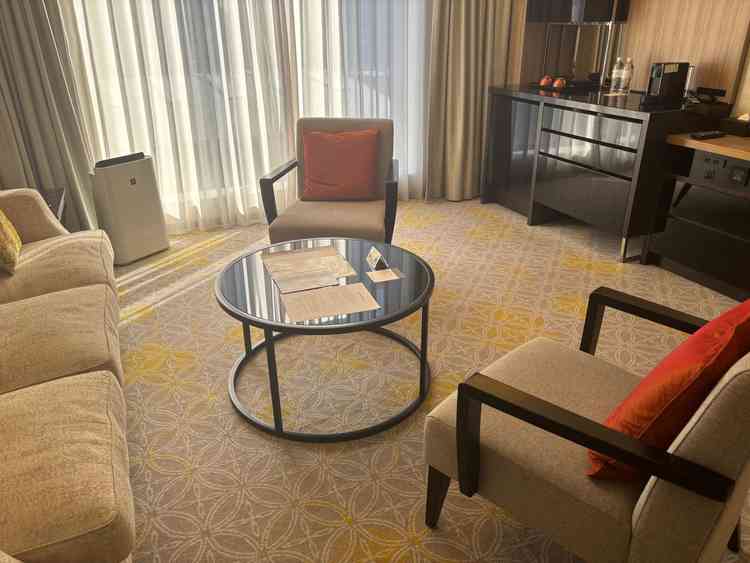 結婚式前後に宿泊できる客室の写真。ここに加えてもう一つ部屋がありました。