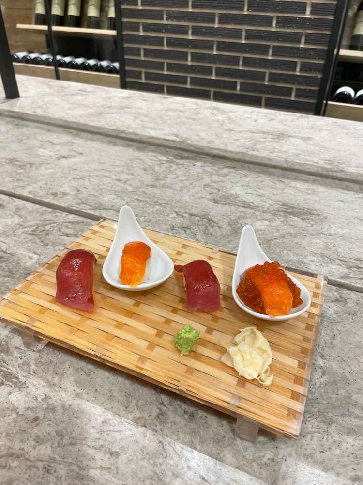 寿司バーというオプションは他の会場ではみられない珍しい演出で魅力的と感じた。