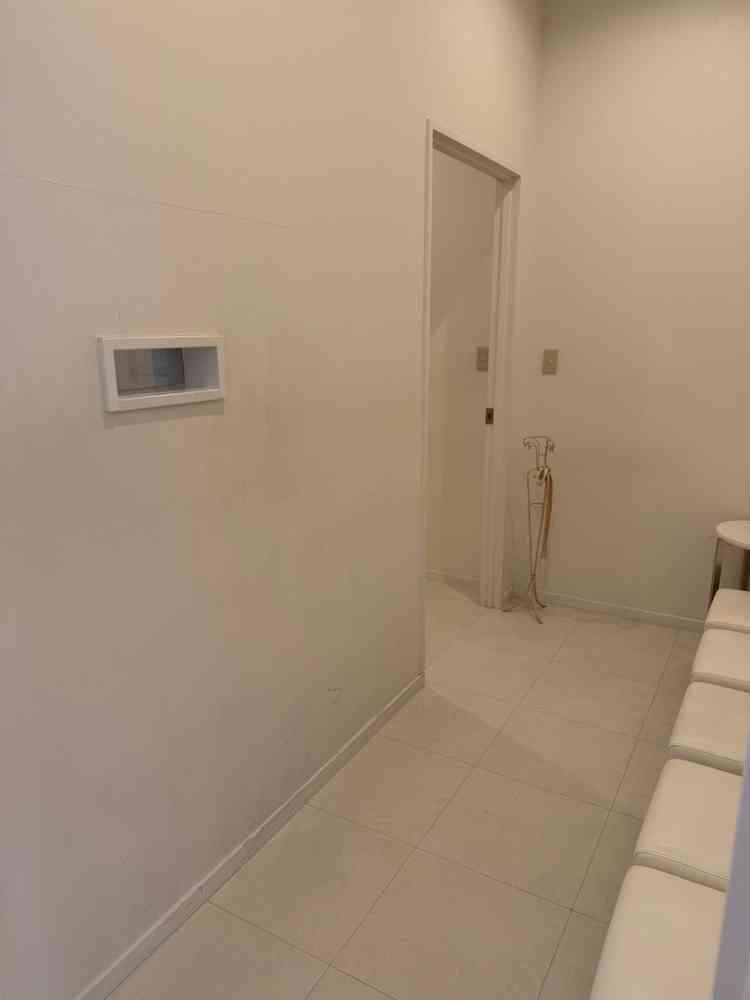 チャペル後ろにある、子供が泣いたりした時に別室から見れるスペース。