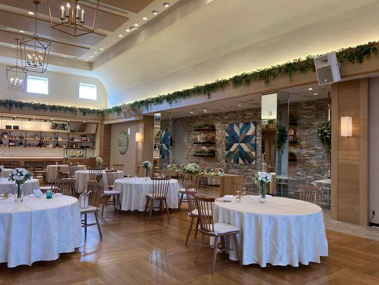 ナチュラルな披露宴会場