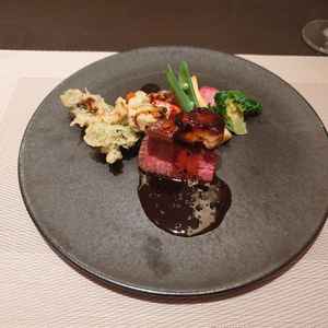 試食やシェフについての説明などから料理へのきちんとしたこだわりを感じた。味も確かだった。