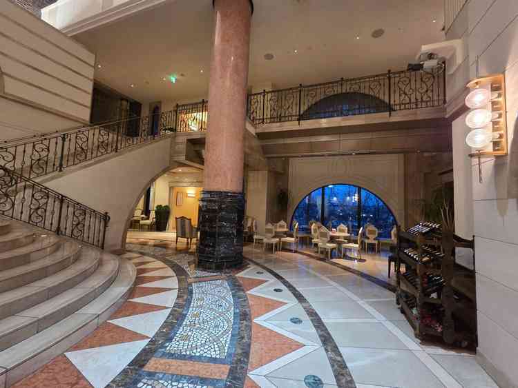 参列者の待ち合いの椅子