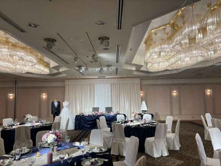 バンケット(有明)照明が綺麗で明るい雰囲気でした。