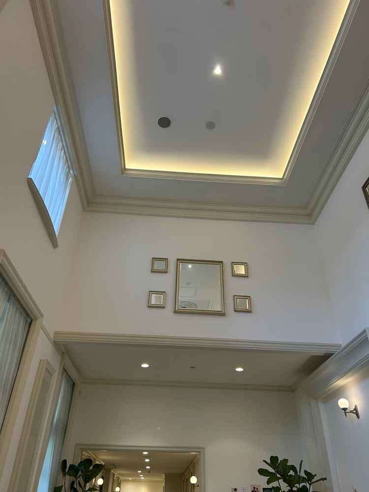 ウェルカムスペースの天井が高かったです。