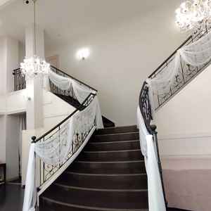 披露宴会場は、王道の階段入賞が可能！