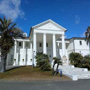 入り口からとても豪華でした。非日常感があり、ゲストにも喜んでいただけそうだなと思いました。