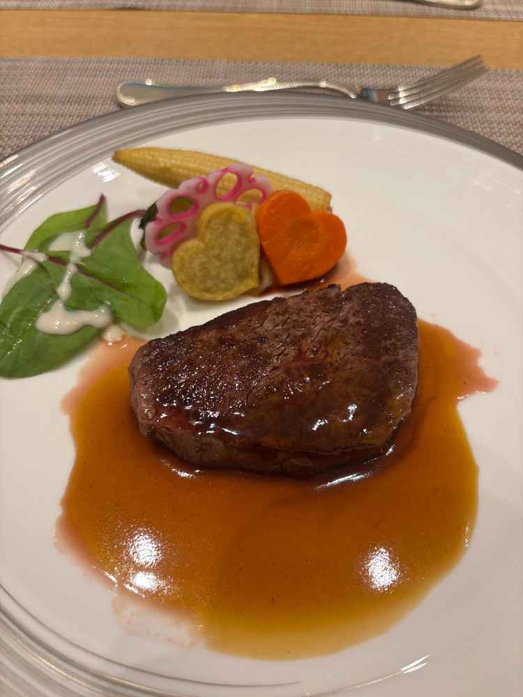 試食で出していただいたお肉料理です。
