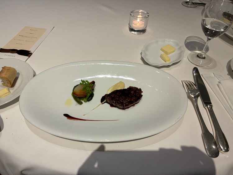 フルコース試食会でのステーキ