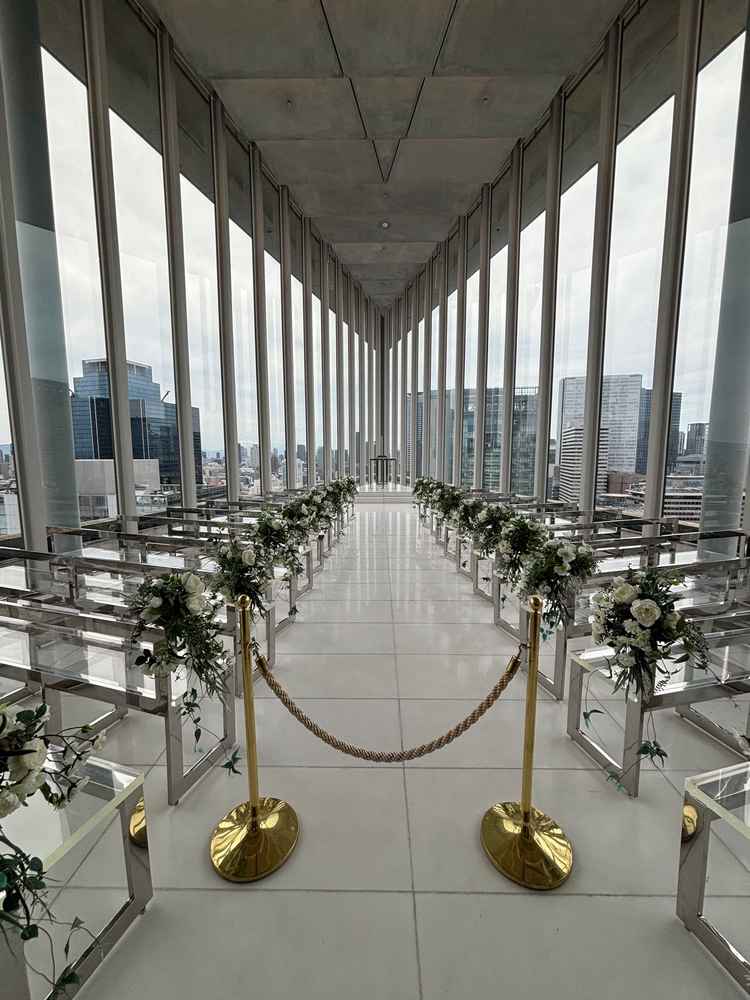 チャペルの全体の写真。安藤忠雄が手がけたデザインで綺麗でした。