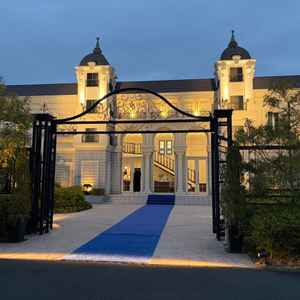 ルジャルダンヴェールのロビー外観。外から見ても素敵だと感じます。