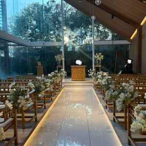 <独立型チャペル KOMOREBI > 五感で感じるチャペル。水の音に木の匂い。とても素敵でした。