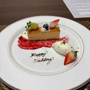 ケーキが美味しすぎてびっくりしました！とても本格的で高級感にあふれていました！