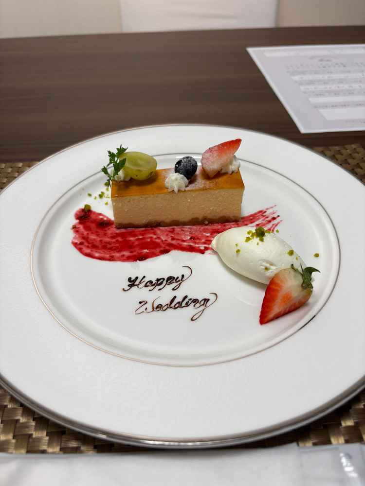 ケーキが美味しすぎてびっくりしました！とても本格的で高級感にあふれていました！