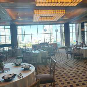 6この披露宴会場はそれぞれテーマが異なりどの披露宴会場も素敵でした。