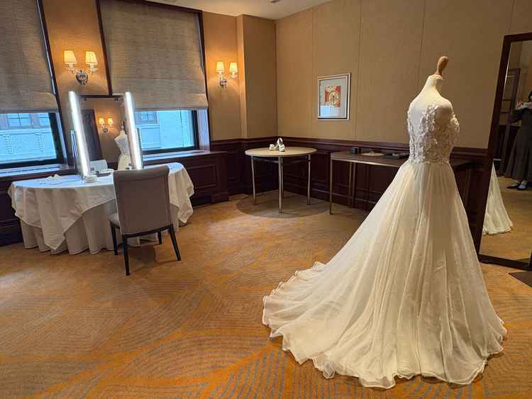 新婦のメイクルームです。空間がとても美しいです。